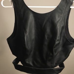 Kendall & Kylie Tops - Kendall & Kylie Crop Top Kendall & Kylie Tops - Kendall & Kylie Crop Top
